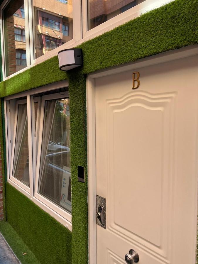 Nou Benicalap Luxury Apart Aparthotel Valencia Exteriör bild