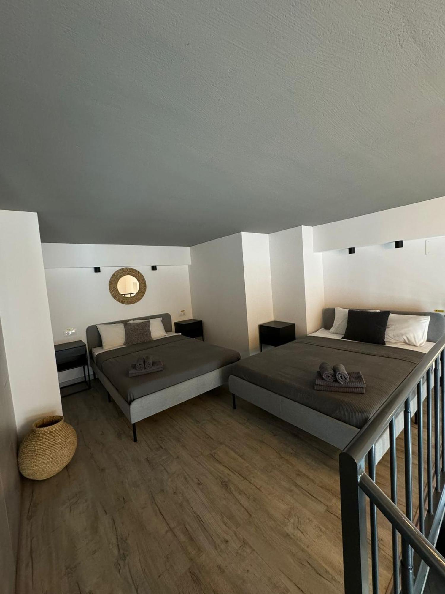 Nou Benicalap Luxury Apart Aparthotel Valencia Exteriör bild